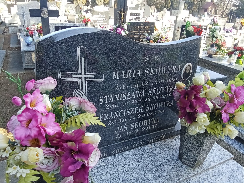 Grób Franciszek Skowyra